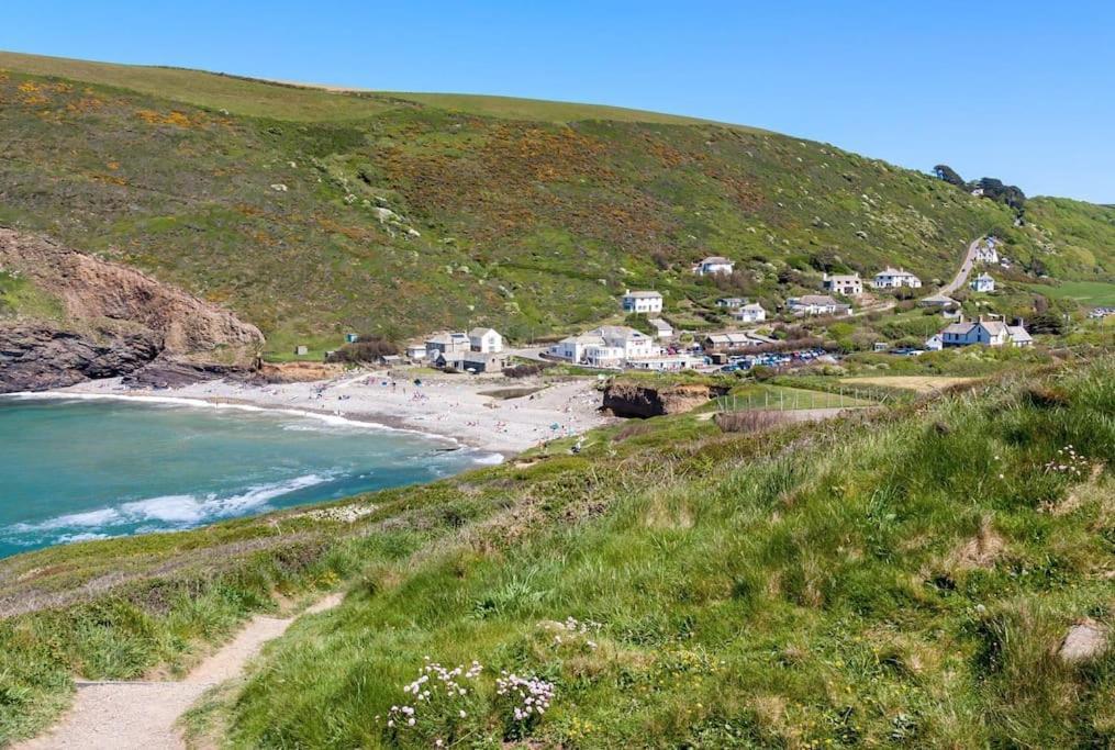 Kiberick Cottage At Crackington Haven, Near Bude And Boscastle, Cornwall エクステリア 写真